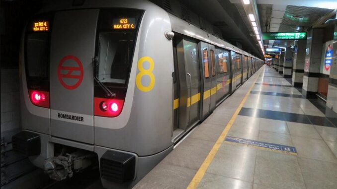 Delhi Metro öffnet um 4 Uhr morgens für MCD-Nachwahlen - BlauBahn