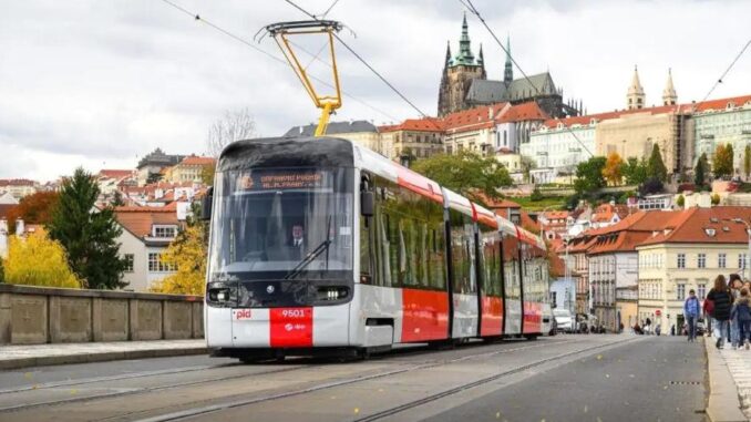 Škoda erneuert Prags Straßenbahnflotte - BlauBahn