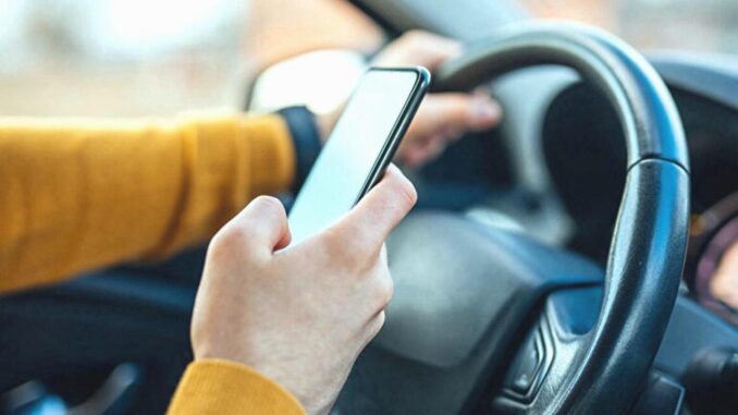 Apple, İlk Nesil iPhone SE’yi Eski Ürünler Listesine Aldı - BlauBahn