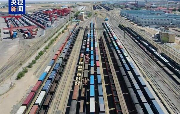 Der Güterverkehr auf chinesischen Eisenbahnen erreicht einen Rekord - BlauBahn