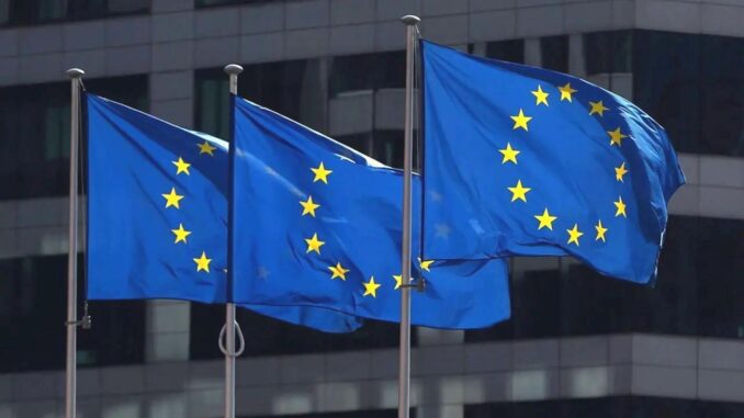 Die Entscheidung der EU, russische Vermögenswerte auf unbestimmte Zeit einzufrieren, löste Kontroversen aus - BlauBahn