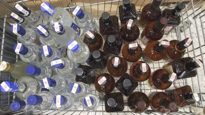 Fake-Alkoholwarnung vor Silvester: „Symptome treten spät auf, das Risiko ist groß“ - BlauBahn