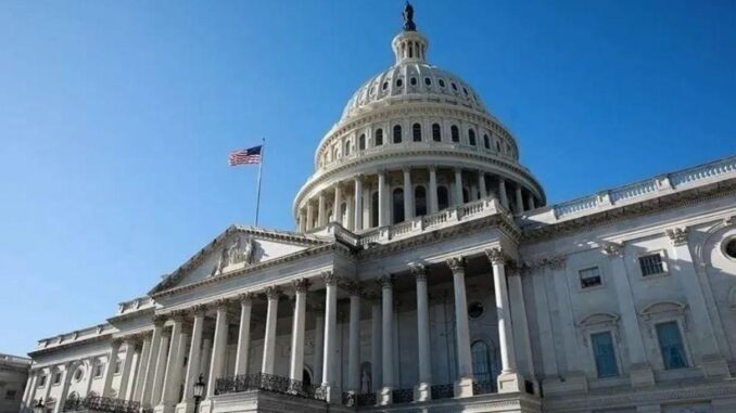 Rekord-Verteidigungshaushalt der USA: 901 Milliarden Dollar genehmigt - BlauBahn