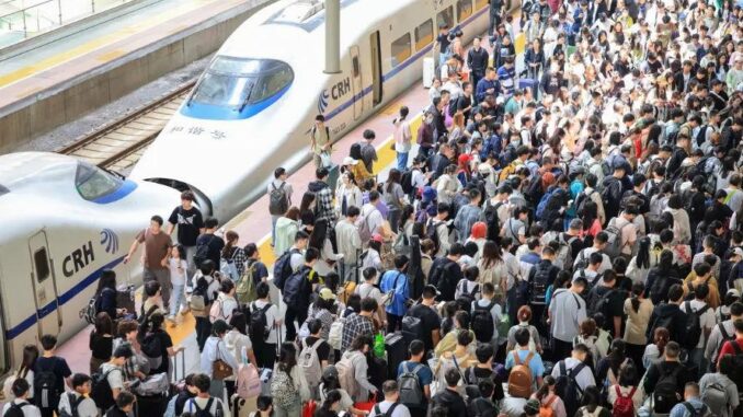 Rekordjahr mit 4,28 Milliarden Passagieren bei chinesischen Eisenbahnen - BlauBahn