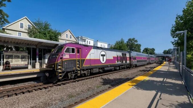 Kritische Kurve bei Ausschreibung für Pendlerlinien in Boston - BlauBahn