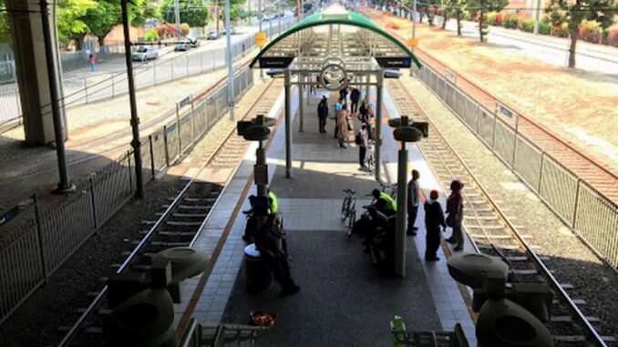 Neue Ära der öffentlichen Sicherheit in der LA Metro - BlauBahn