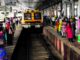 Obwohl die Zahl der Todesfälle auf der Vorortlinie von Mumbai im Jahr 2025 zurückgeht, bleibt die Gefahr bestehen - BlauBahn