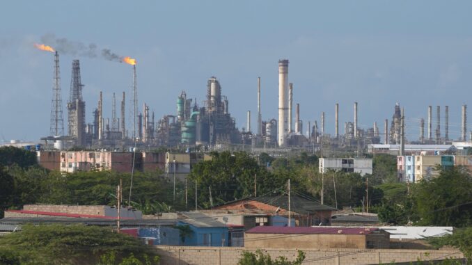 USA beschlagnahmt siebten Tanker, der mit Venezuela in Verbindung steht - BlauBahn