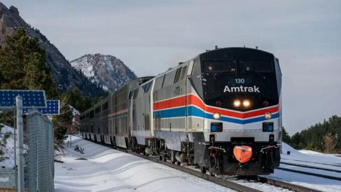 Wintersturm Farn umgibt die USA: Große Annullierungen auf Amtrak-Flügen - BlauBahn