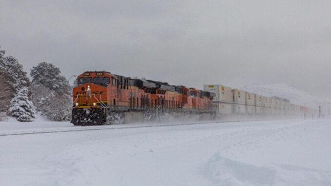 Winterwarnung in den USA: Schneefall auf BNSF- und CSX-Linien - BlauBahn