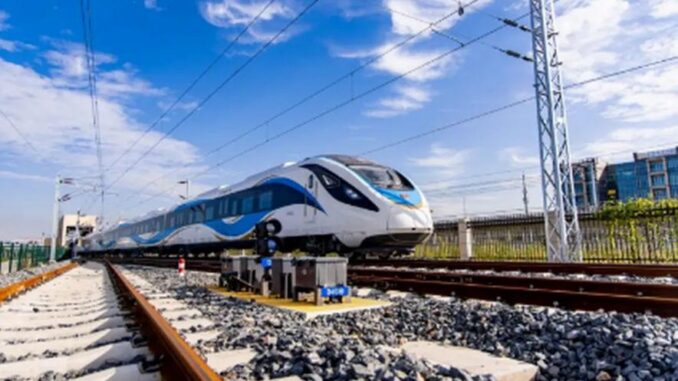 Züge des Typs C starteten in Shanghai - BlauBahn