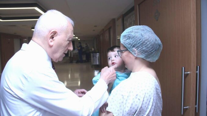 Kinder leben durch Organtransplantation - BlauBahn