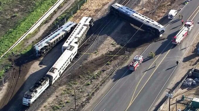 NTSB Berichte zu Bahnunglücken - BlauBahn