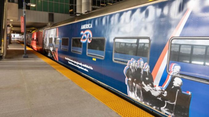 Sonderzug zum 250. Jahrestag der USA: Freedom Express in Florida - BlauBahn