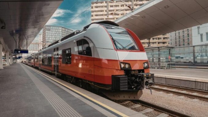 25. Jahrestag der Polnischen Eisenbahnen: Nostalgische Reise - BlauBahn