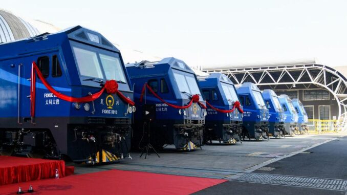 Chinesische Lokomotiv-Plattform erreicht neue Massenproduktionsschwelle - BlauBahn