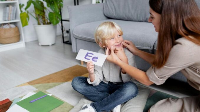 Kinder-Sprachentwicklung nicht übersehen - BlauBahn