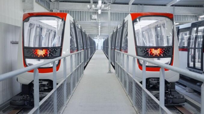 Neuer Abschnitt im Lille Metro: Boa Züge transformieren Linie 1 - BlauBahn
