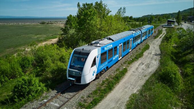 Alstom steigert Leistung in der Wasserstoffzugtechnologie - BlauBahn