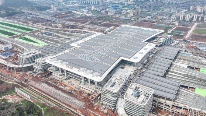 China: Großes Bahnstadion in Bahnhofsgröße beendet - BlauBahn