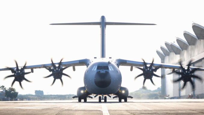 Deutschlands strategische Transportflugzeuge vollständig - BlauBahn