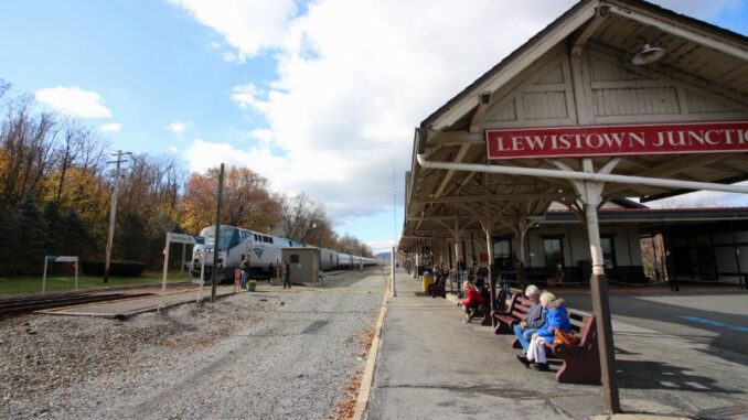 Die Renovierung des Amtrak Lewistown-Bahnhofs beginnt - BlauBahn