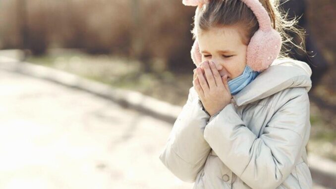 Frühjahrsallergie bei Kindern: Niesanfälle - BlauBahn