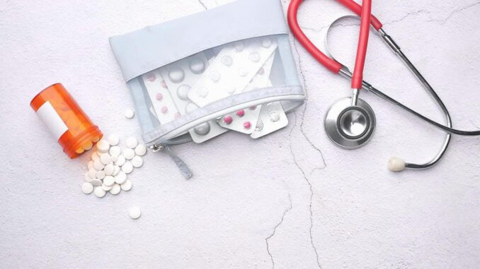 Krebsmedikamentekrise: Medikamentenmangel im Gesundheitswesen - BlauBahn