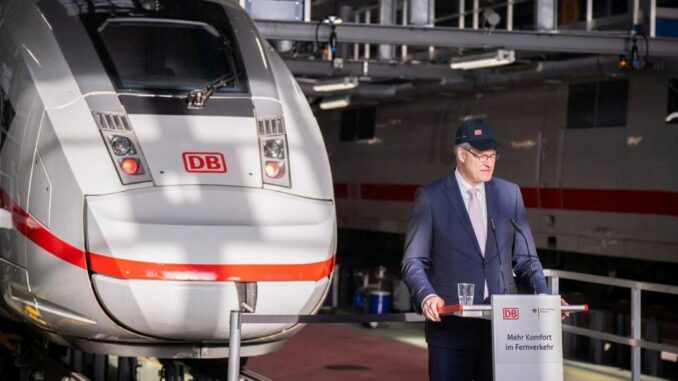 Strategische Schritte zur Digitalisierung der Deutschen Bahn - BlauBahn