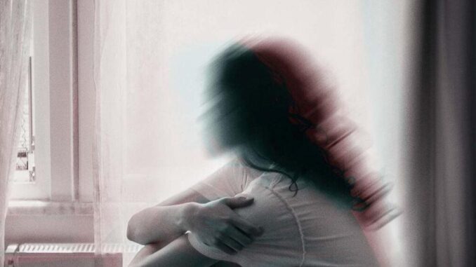 Unsicherheit vertieft: Angst vor gesellschaftlichen Emotionen - BlauBahn