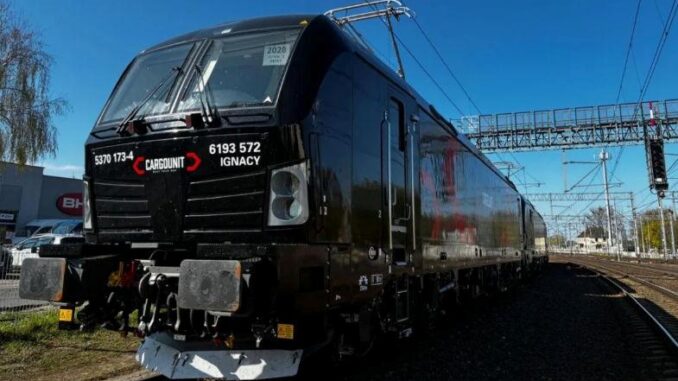 50. Lokomotive und CARGOUNIT von Siemens Mobility liefert - BlauBahn