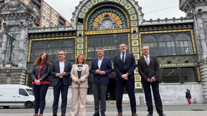 Neue Ära auf der Basque-Region Vorort-Zugstrecke - BlauBahn