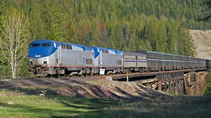 Streit zwischen zwei großen Eisenbahnunternehmen der USA - BlauBahn