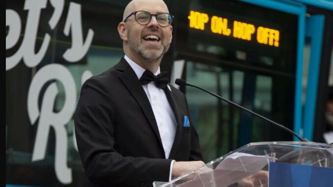 Trinity Metro: Verlängerung der Amtszeit von Andreski um weitere sieben Jahre - BlauBahn