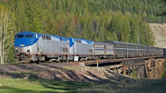 Alternativer Weg von Toronto nach New York mit der Zugreise - BlauBahn