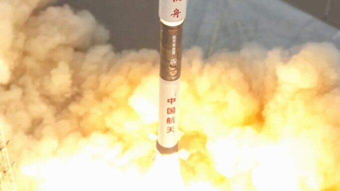 Chinas Neue Satellitengruppe erfolgreich ins All gestartet - BlauBahn
