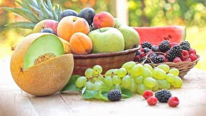 Die 6 beliebtesten Sommerfrüchte, die auch der Gesundheit zugutekommen - BlauBahn