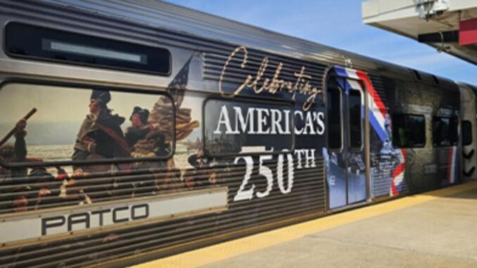 Feierlichkeiten anlässlich des 250. Jahrestages von USA im Eisenbahnwesen - BlauBahn