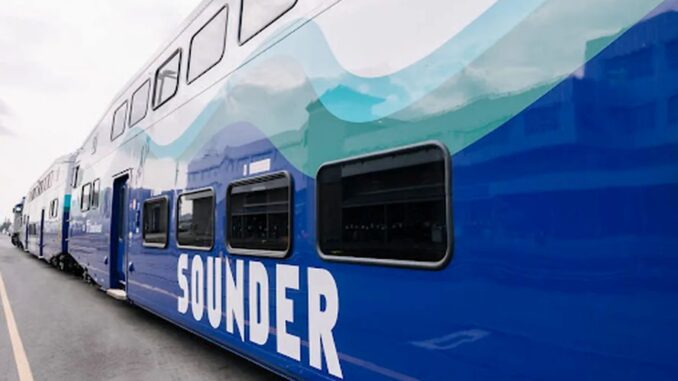 Neue Doppelstockzüge von Alstom in Seattle im Fahrgastbetrieb - BlauBahn