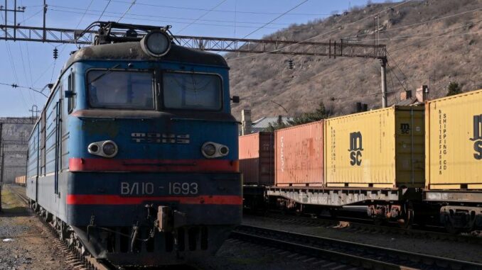 Start des Transitfrachtverkehrs zwischen Russland und Armenien über Aserbaidschan - BlauBahn