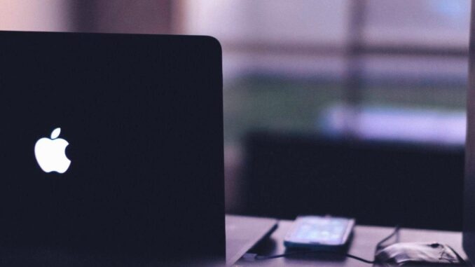 Trump kündigt Einigung zwischen Apple und Intel an - BlauBahn