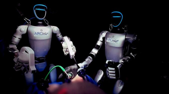 Chirurgische Eingriffe mit humanoiden Robotern an lebenden Probanden - BlauBahn