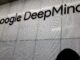 Nobelpreisträger Google DeepMind CEO ruft dringend zur Regulierung der Künstlichen Intelligenz auf - BlauBahn