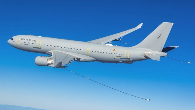 Polen und Spanien unterzeichnen strategische Partnerschaft für große Flugzeuglieferungen - BlauBahn