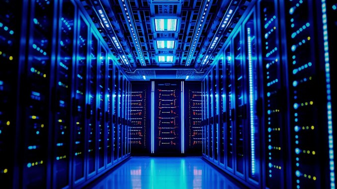 Wie Künstliche Intelligenz Rechenzentren revolutioniert - BlauBahn